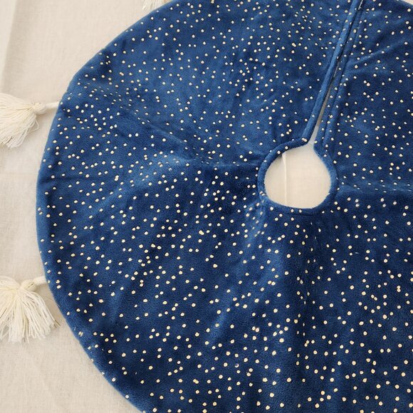 Wondershop - gold and navy blue mini tree skirt with tassels - Picture 8 of 11
